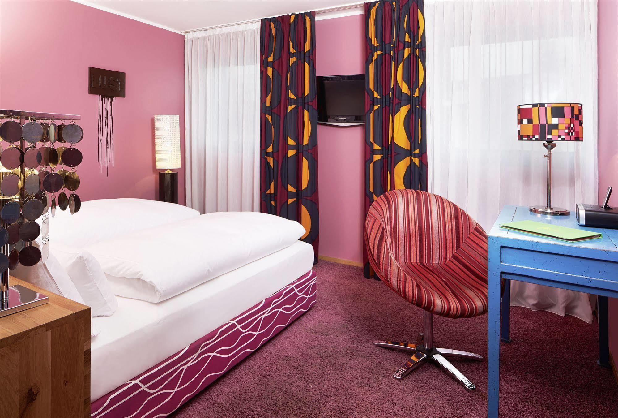 25Hours Hotel The Goldman Франкфурт-на-Майне Экстерьер фото